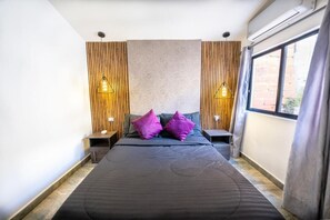5 Schlafzimmer, Bügeleisen/Bügelbrett, kostenloses WLAN, Bettwäsche