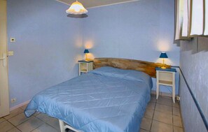 1 Schlafzimmer, Bügeleisen/Bügelbrett, Reisekinderbett, kostenloses WLAN