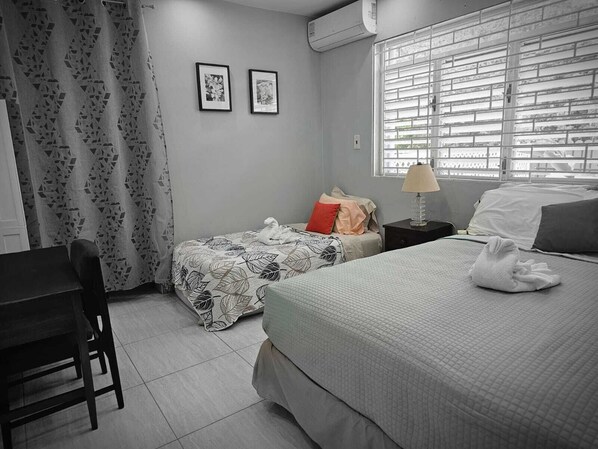 2 多间卧室、熨斗/熨衣板、WiFi、床单