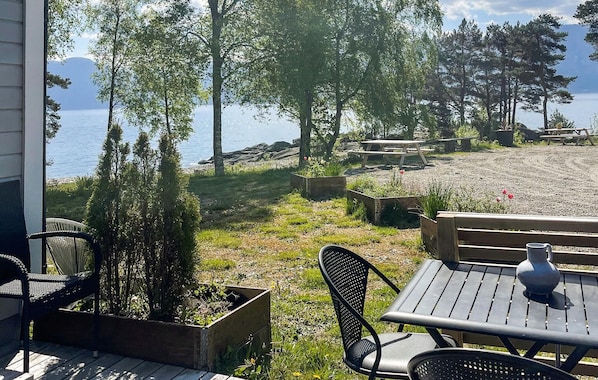 Ulkoruokailutilat