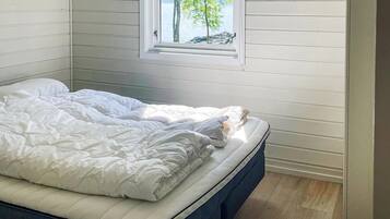 2 makuuhuonetta, vauvan matkasÀnky