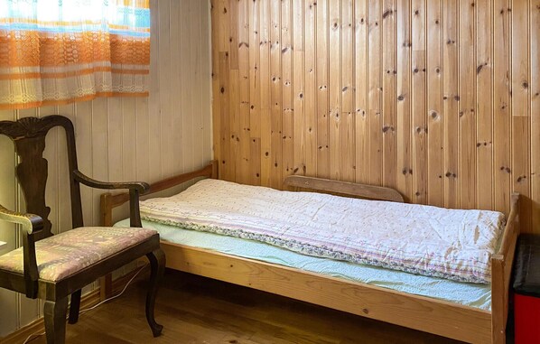 2 bedrooms