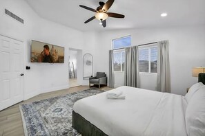 5 bedrooms, desk, iron/ironing board, travel cot