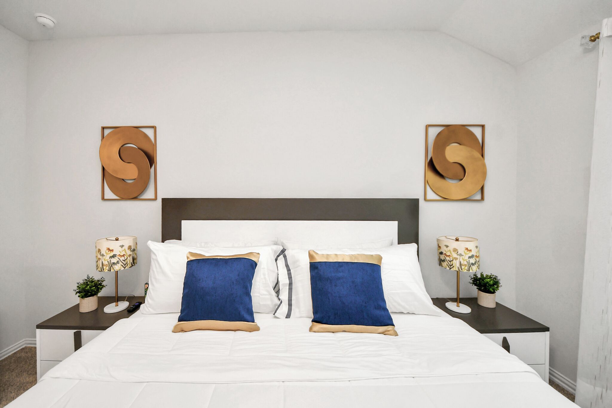 3 Schlafzimmer, Schreibtisch, Bügeleisen/Bügelbrett, kostenloses WLAN