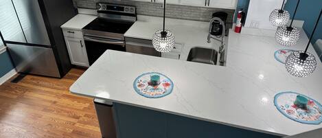 Microwave, oven, stovetop, dishwasher