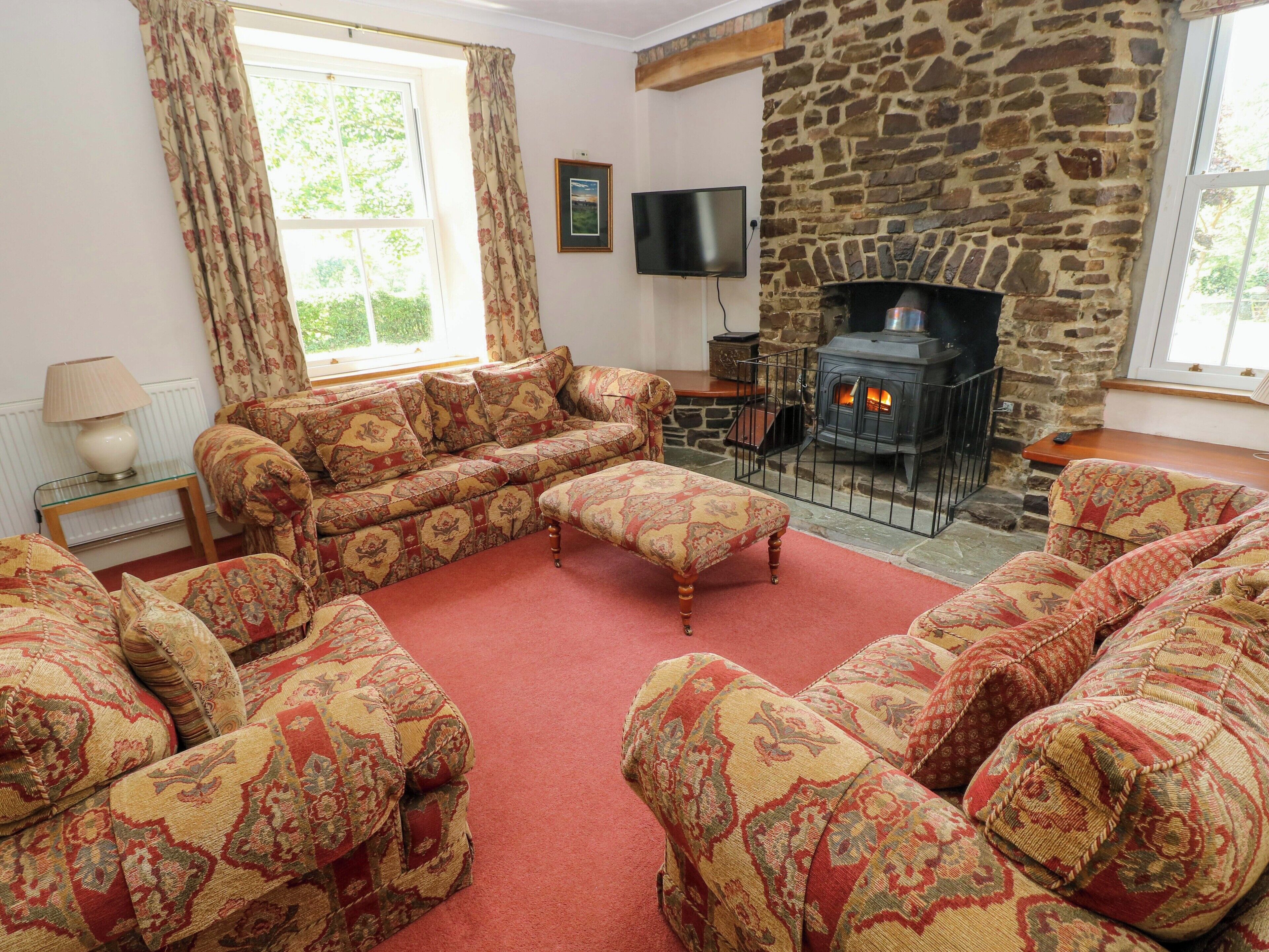 The Sycamores, Pet Friendly, With Open Fire In Narberth - Narberth