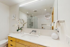Hair dryer, towels