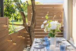 Tempat makan outdoor