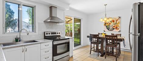 Microwave, oven, stovetop