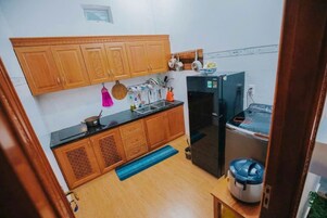 Villa, 4 Bedrooms, Garden View | Private kitchen | Fridge, microwave, stovetop, rice cooker