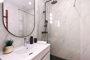 Hair dryer - Charming Garden Apartment by Sé Apartamentos (Braga)