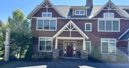 Trailedge Townhome-Ski on/off, Walk to lodge