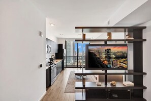 Interior - 4604 - Lux Miami Studio | City & Bay Views (Miami)