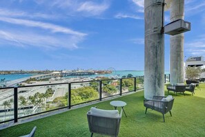 Property grounds - Luxury Skyline Studio Bay and City Views 2304 (Miami)
