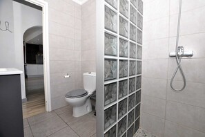 Shower - Apartment in Roses with Sea & Mountain Views (Rosas / Roses)