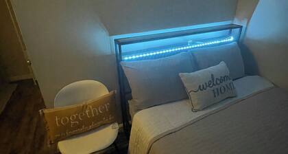 Relax Spot - Private Entry 1bed 1bath Guest Suite w/Private Parking in NE Philly