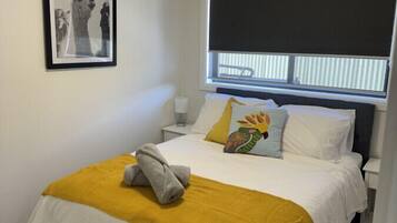 2 dormitorios, tabla de planchar con plancha, wifi gratis y ropa de cama
