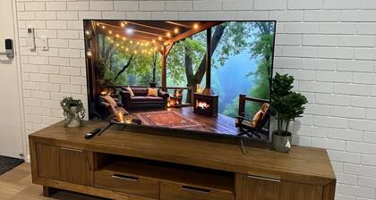 Central Cullen Apartments # 3