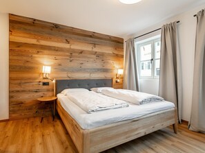 3 makuuhuonetta, internet