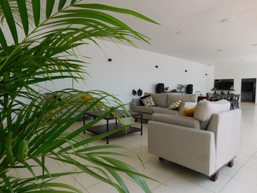 Casa de Campo Los Laureles (Nature and Tranquility in the Tequilense countryside)