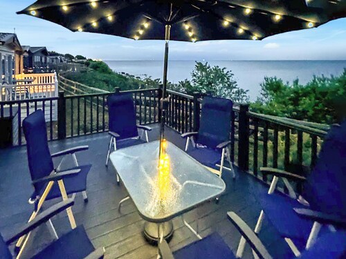 2 bedroom accommodation in Corton, near Lowestoft