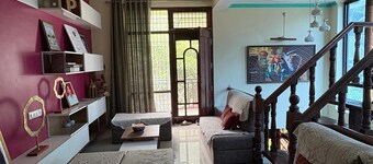 Waterfront Family Retreat–2BHK Independent Floor by Homeyhuts