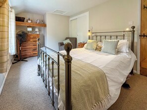 3 bedrooms, free WiFi - 3 bedroom accommodation in Snape (Snape)