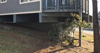 3-bedroom resort in peaceful Basye with WiFi, AC. Enjoy relaxation