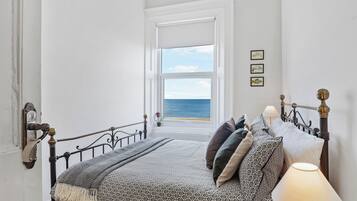 3 bedrooms, free WiFi