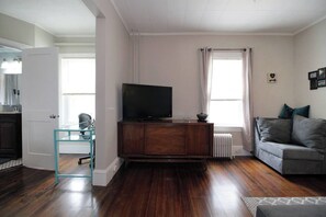 TV