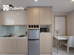 Standard Double Room, City View | Premium bedding, pillow-top beds, individually decorated - Cubicity Hidden House (Quan Mot)