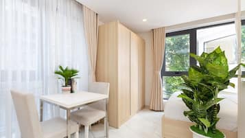 Senior Studio, City View | Premium bedding, pillow-top beds, individually decorated