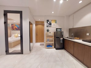 Familienstudio, Stadtblick | Eigene KĂŒche | Wasserkocher, Esstisch