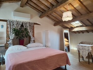 7 chambres, Wi-Fi, draps fournis