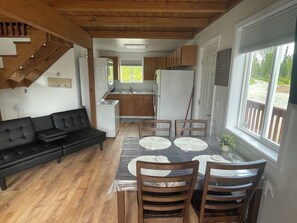 Dining - Peaceful Acres Cabin 1 - Bears Den (Soldotna)