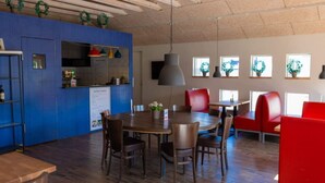 Unclassified image, 4 of 21, button - 4 Person Holiday Park Home in Vipperod (Vipperod)