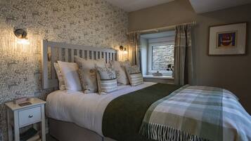 2 chambres, fer et planche à repasser, accès Internet, draps fournis