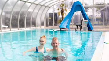 Casa | Piscina | Una piscina al aire libre