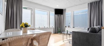 6 Person Holiday Park Home in Holbaek