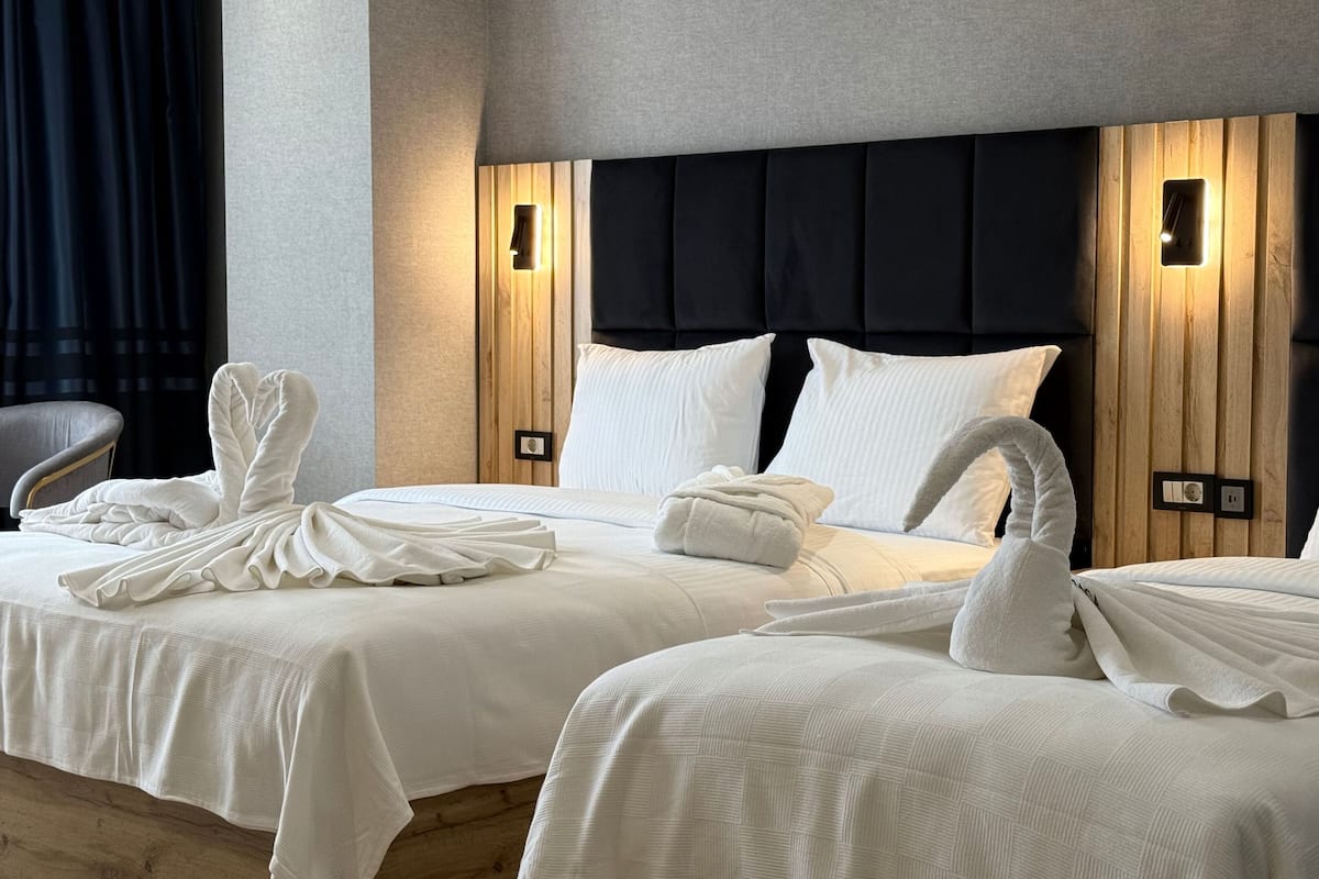 Sábanas de algodón egipcio, ropa de cama de alta calidad y minibar