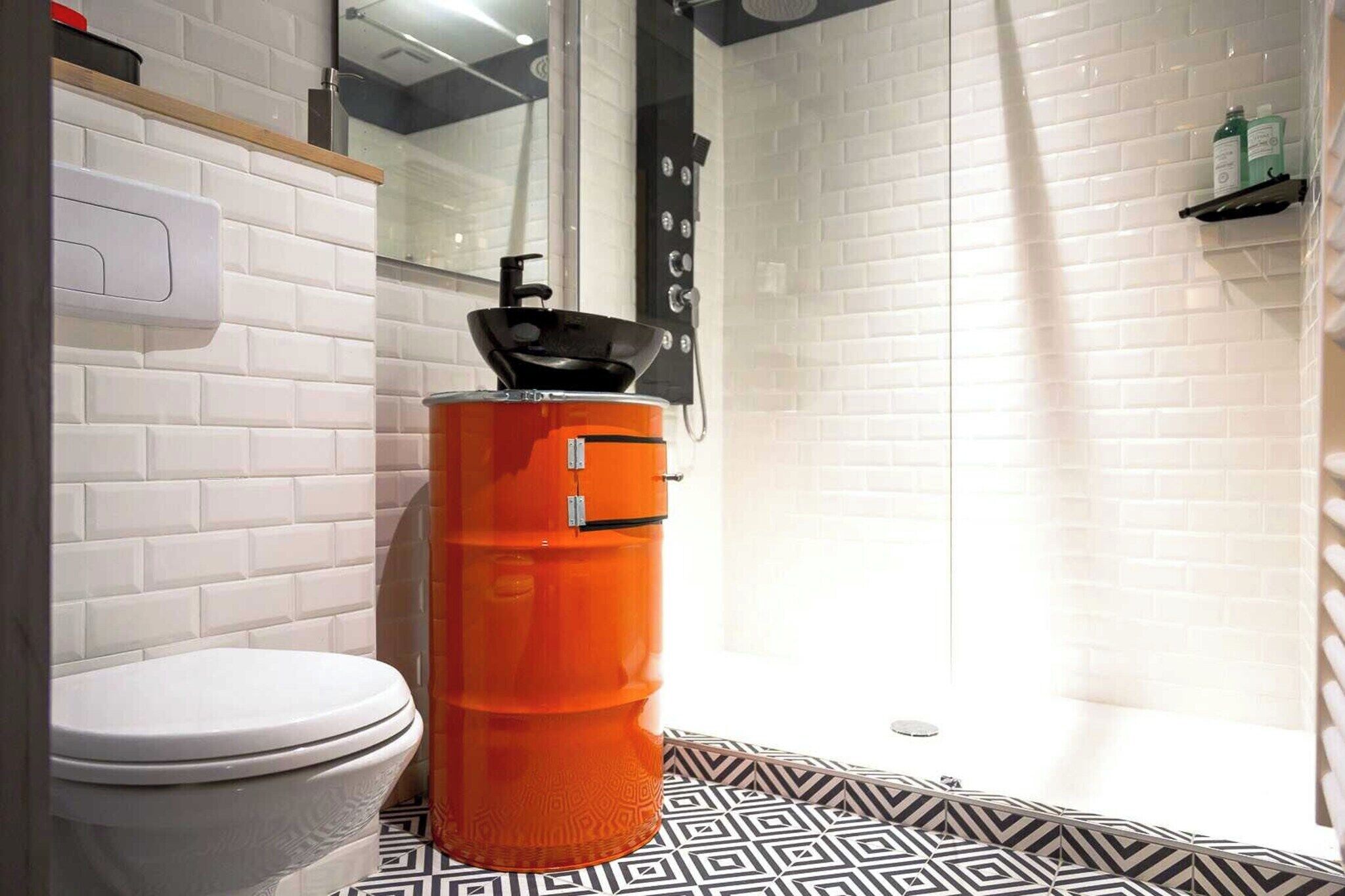 Een douche, handdoeken