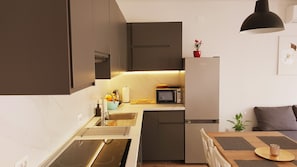 Fridge, microwave, oven, dishwasher