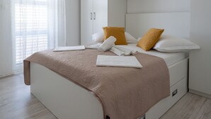 Room - Villa Klarita - Makarska by Villas Guide (Drum)