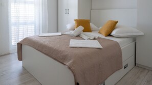 2 sovrum, strykjärn/strykbräda, gratis wi-fi och sängkläder