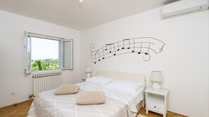 3 間睡房、熨斗/熨衫板、免費 Wi-Fi、床單