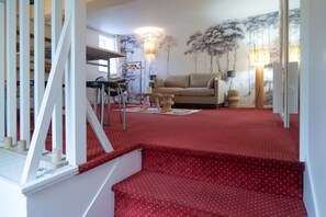 Interior - Studio for 2/4 People - Stylish Décor (Angers)