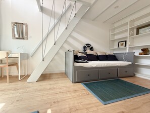 2 Schlafzimmer, Bügeleisen/Bügelbrett, kostenloses WLAN