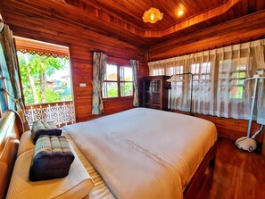 3 habitaciones, tabla de planchar con plancha y acceso a internet