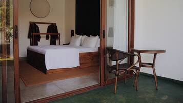 Kamar Double Standar, pemandangan kebun | Seprai katun Mesir, seprai premium, busa memori, dan brankas