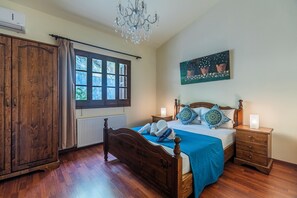4 Schlafzimmer, Bügeleisen/Bügelbrett, Internetzugang, Bettwäsche